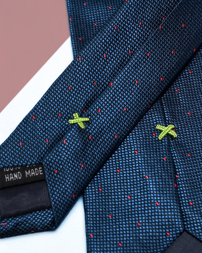 Quà Tặng Cao Cấp / Cà Vạt Lụa Gấm Hoa Văn Chấm Hạt / Xanh Than / 8cm x 145cm