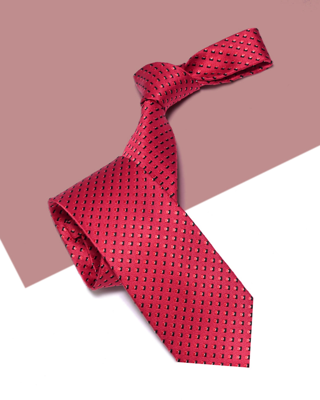 Cà Vạt Lụa Gấm Hoa Văn Lập Thể / Đỏ / 8cm x 145cm