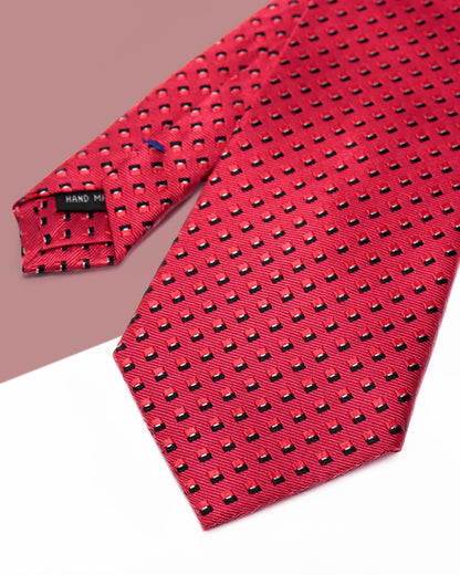 Cà Vạt Lụa Gấm Hoa Văn Lập Thể / Đỏ / 8cm x 145cm