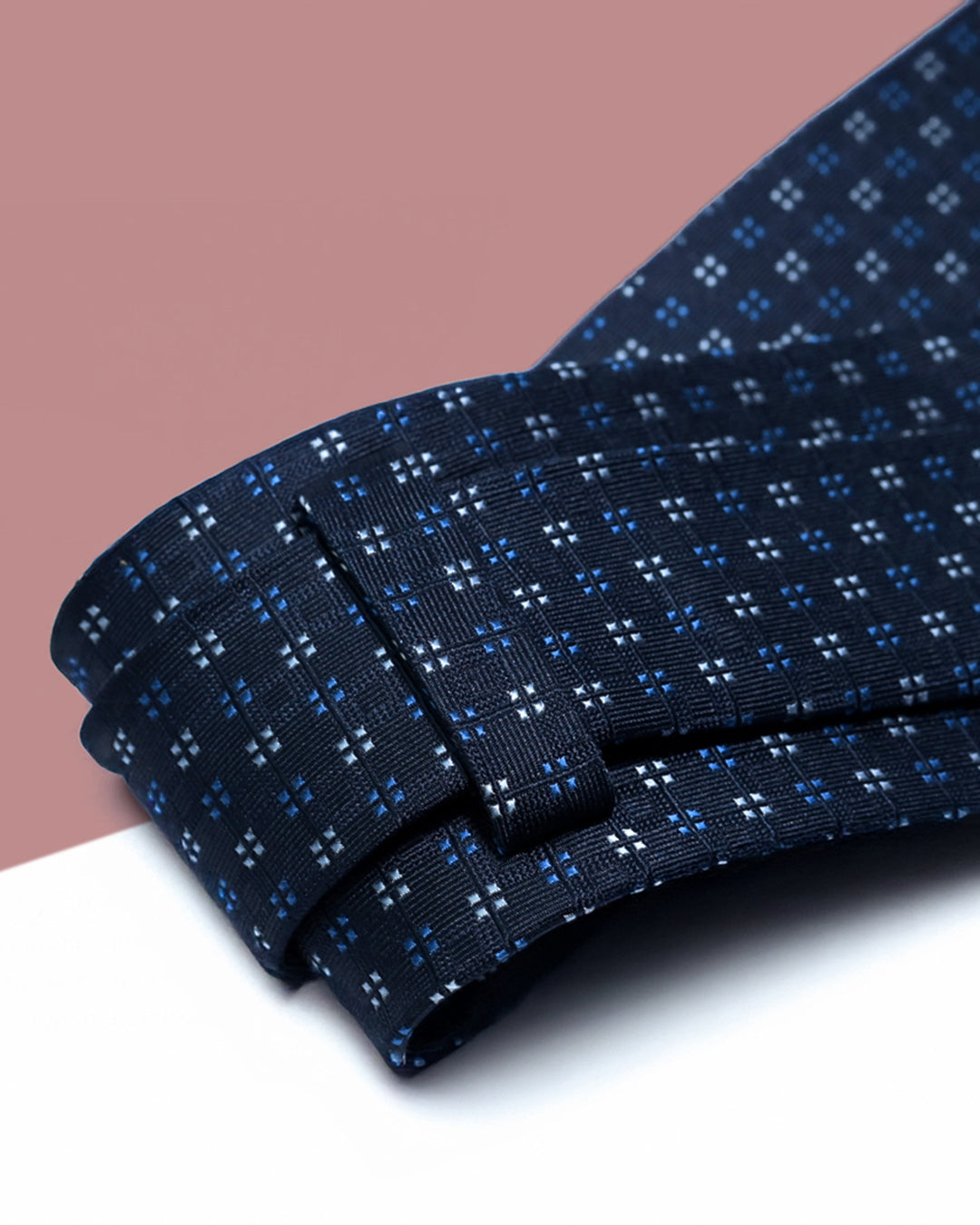 Cà Vạt Lụa Gấm Hoa Văn Chấm Ô Vuông / Xanh Than / 8cm x 145cm