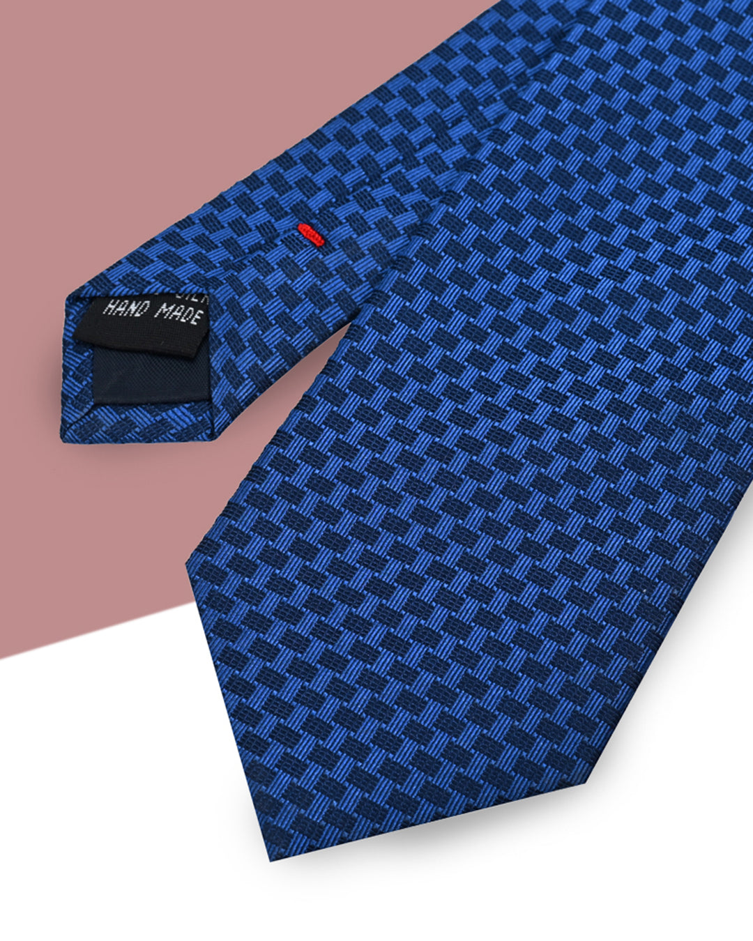 Quà Tặng Cao Cấp / Cà Vạt Lụa Gấm Hoa Văn Caro / Xanh Dương / 8cm x 145cm