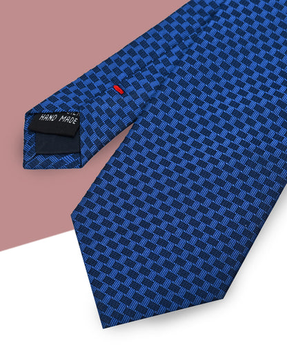 Quà Tặng Cao Cấp / Cà Vạt Lụa Gấm Hoa Văn Caro / Xanh Dương / 8cm x 145cm