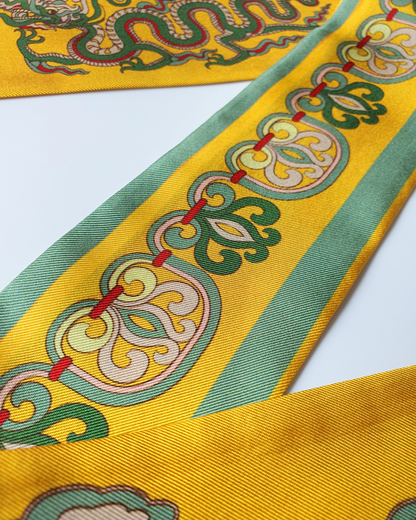 Quà Tặng Cao Cấp / Khăn Twilly Lụa Hương Vân Long Mộng / Xanh Lá & Vàng / 6cm x 150cm