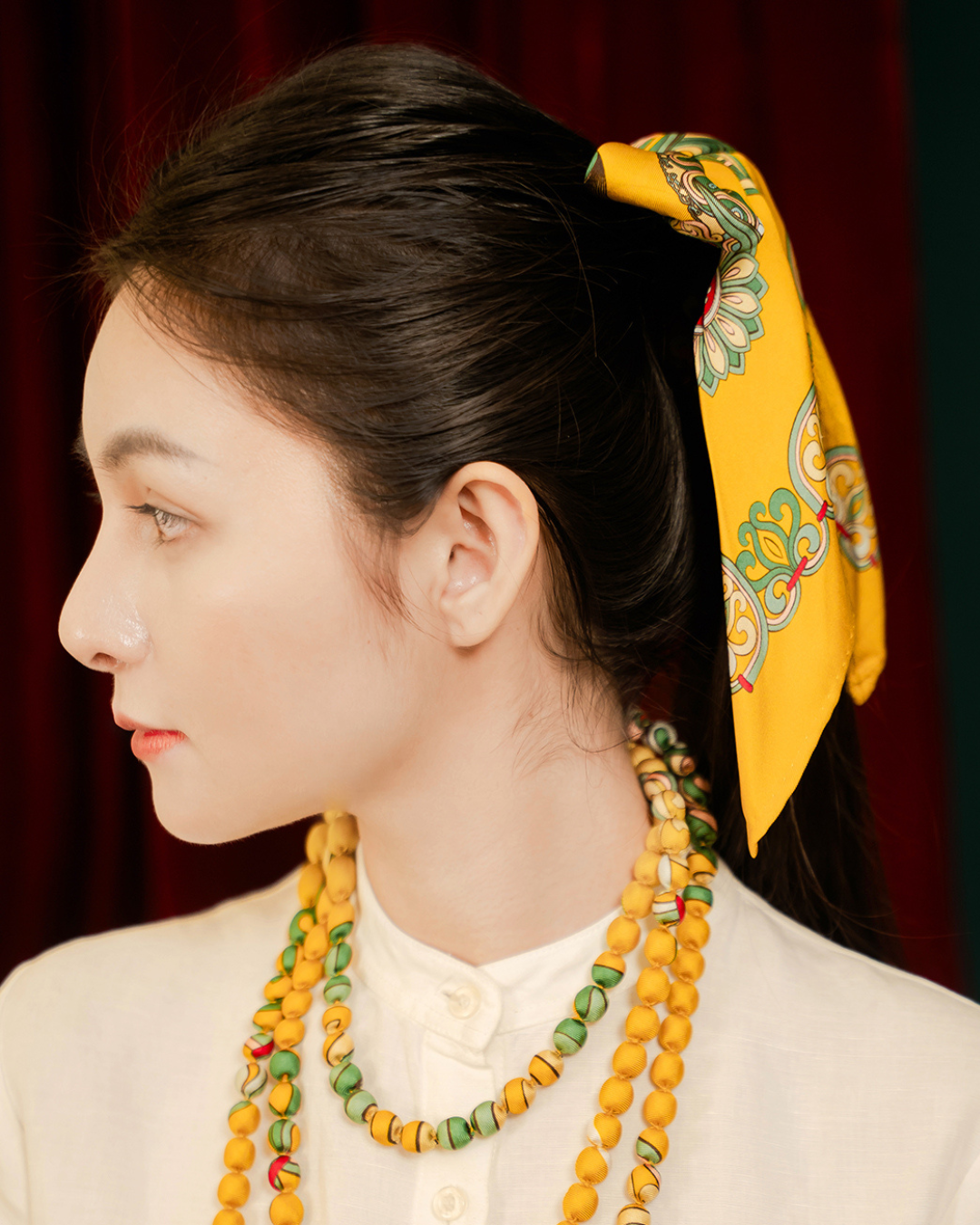 Khăn Lụa Mây Hoạ Long Ân / Vàng / 55x55