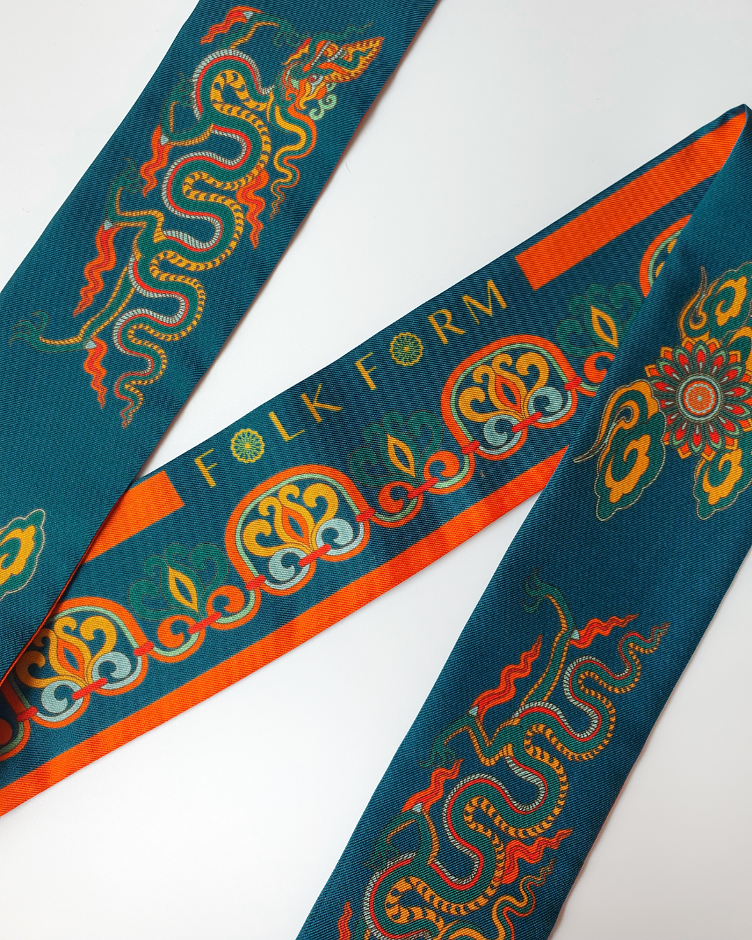 Quà Tặng Cao Cấp / Khăn Twilly Lụa Hương Vân Long Mộng / Xanh Cổ Vịt & Da Cam / 6cm x 150cm