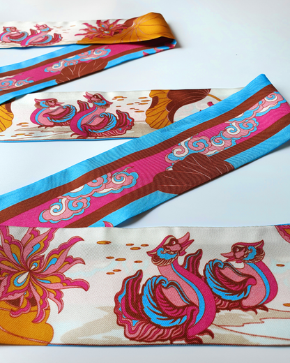 Quà Tặng Cao Cấp / Khăn Twilly Lụa Uyên Ương Liên Hạ / Be & Nâu / 6cm x 150cm