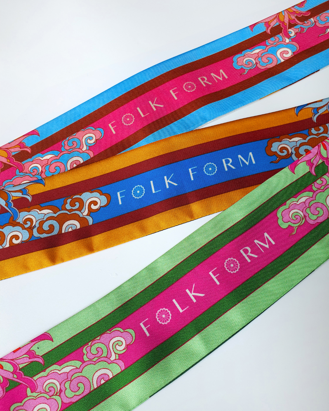 Quà Tặng Cao Cấp / Khăn Twilly Lụa Uyên Ương Liên Hạ / Xanh Lá & Hồng / 6cm x 150cm