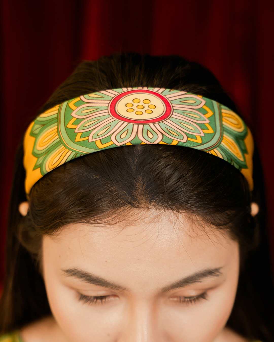 Khăn Lụa Mây Hoạ Long Ân / Vàng / 55x55