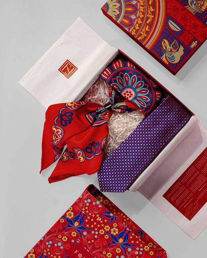 Quà Tặng Cao Cấp / Khăn Lụa Vuông Mây Hoạ Long Ân / Đỏ