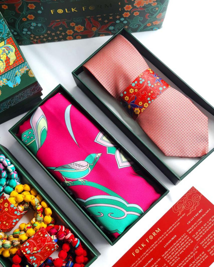 Cà Vạt Lụa Gấm Hoa Văn Vi Chấm / Đỏ Tía / 8cm x 145cm