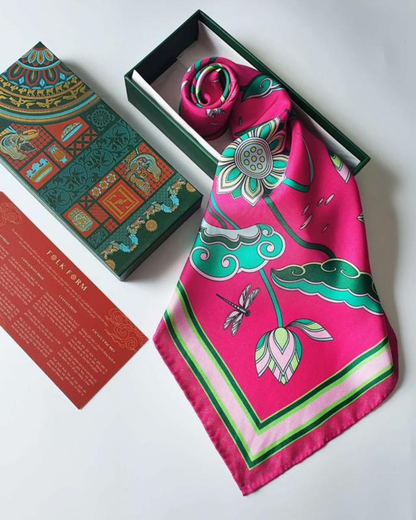 Khăn Lụa Cố Đô Liên Hoạ / Hồng & Xanh Lá / 90x90cm / 36x36in