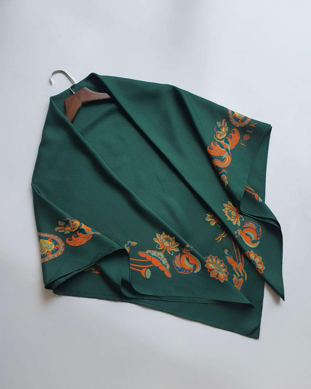 Khăn Lụa Lý Quốc Ký Sự / Xanh Lá Đậm & Vàng / 55x55