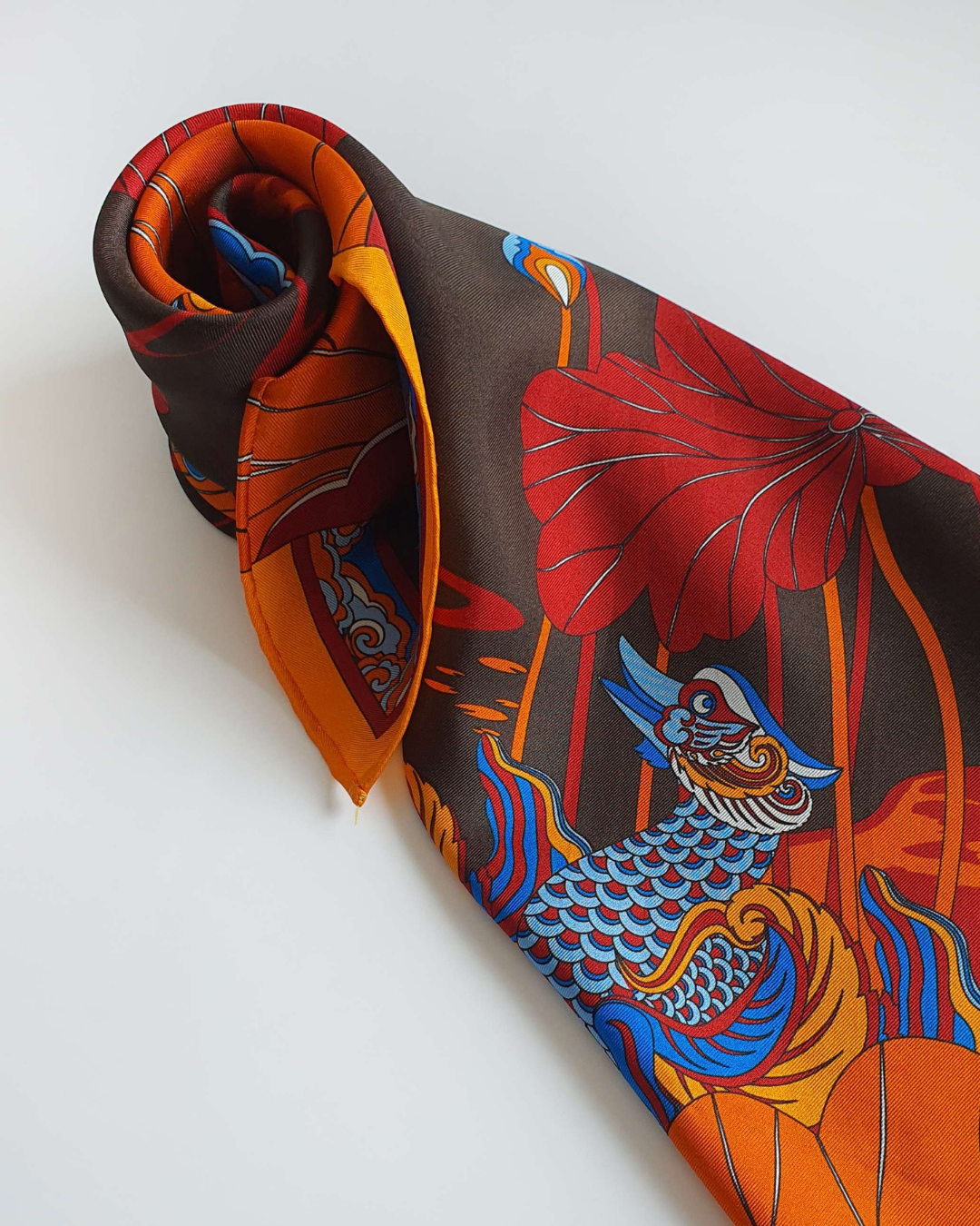 Khăn Lụa Uyên Ương Liên Hạ / Nâu & Da Cam / 110x110