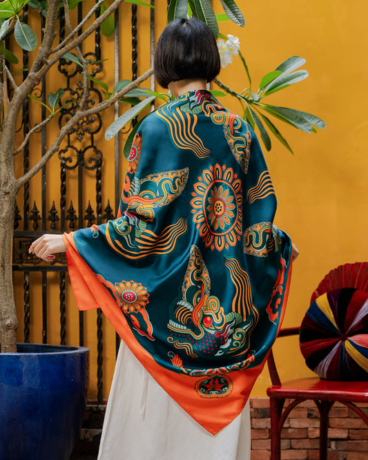 Khăn Lụa Hương Vân Long Mộng / Xanh Lá & Da Cam / 110x110