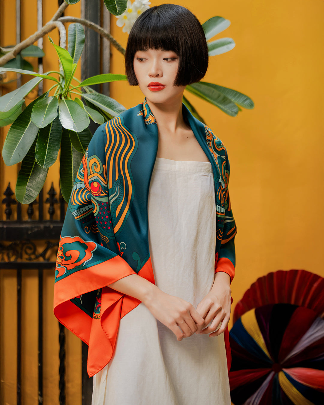Khăn Lụa Hương Vân Long Mộng / Xanh Lá & Da Cam / 110x110