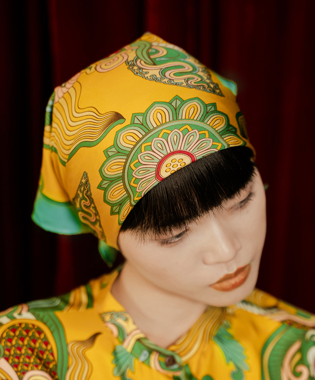 Khăn Lụa Vuông Hương Vân Long Mộng / Xanh Lá & Vàng