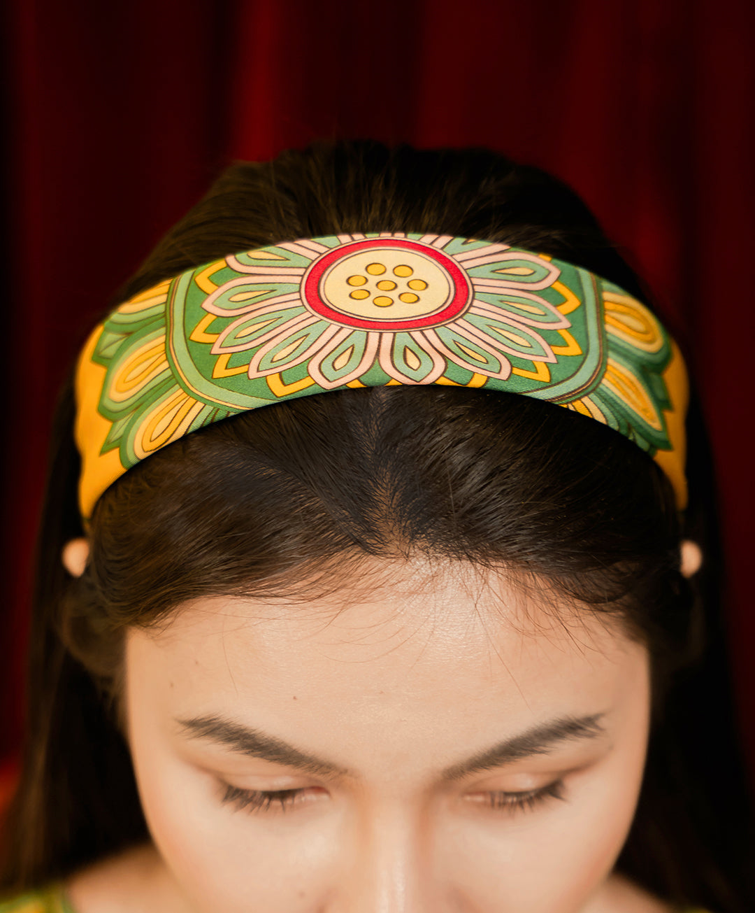 Khăn Lụa Mây Hoạ Long Ân / Vàng / 55x55