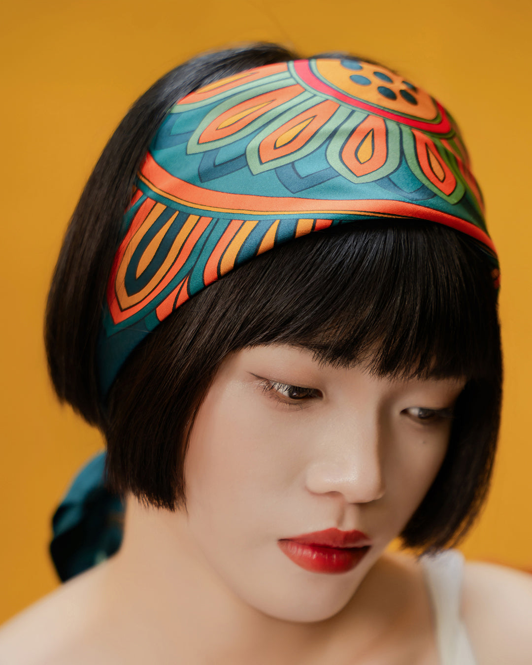 Khăn Lụa Mây Hoạ Long Ân / Xanh Lá Đậm
