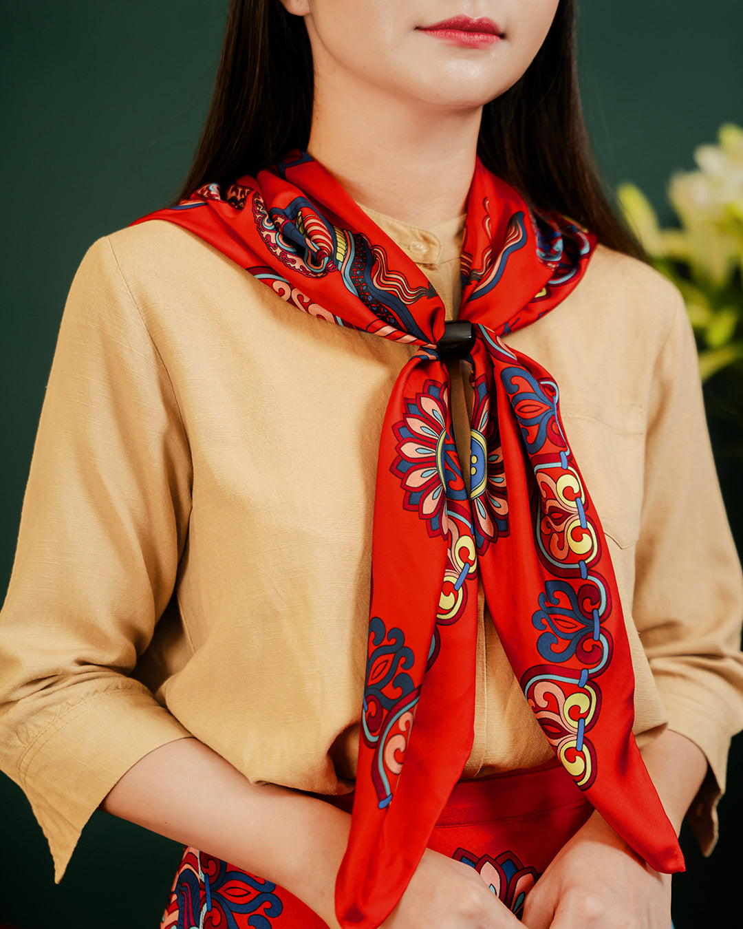 Khăn Lụa Mây Hoạ Long Ân / Đỏ / 90x90