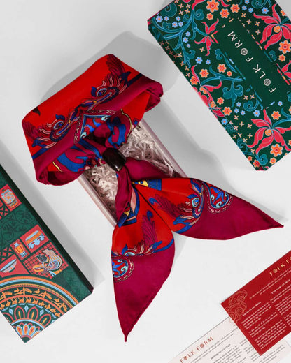 Quà Tặng Cao Cấp / Khăn Lụa Vuông Mây Hoạ Long Ân / Đỏ