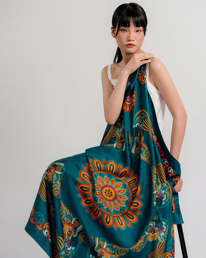 Khăn Lụa Mây Hoạ Long Ân / Xanh Lá Đậm / 110x110