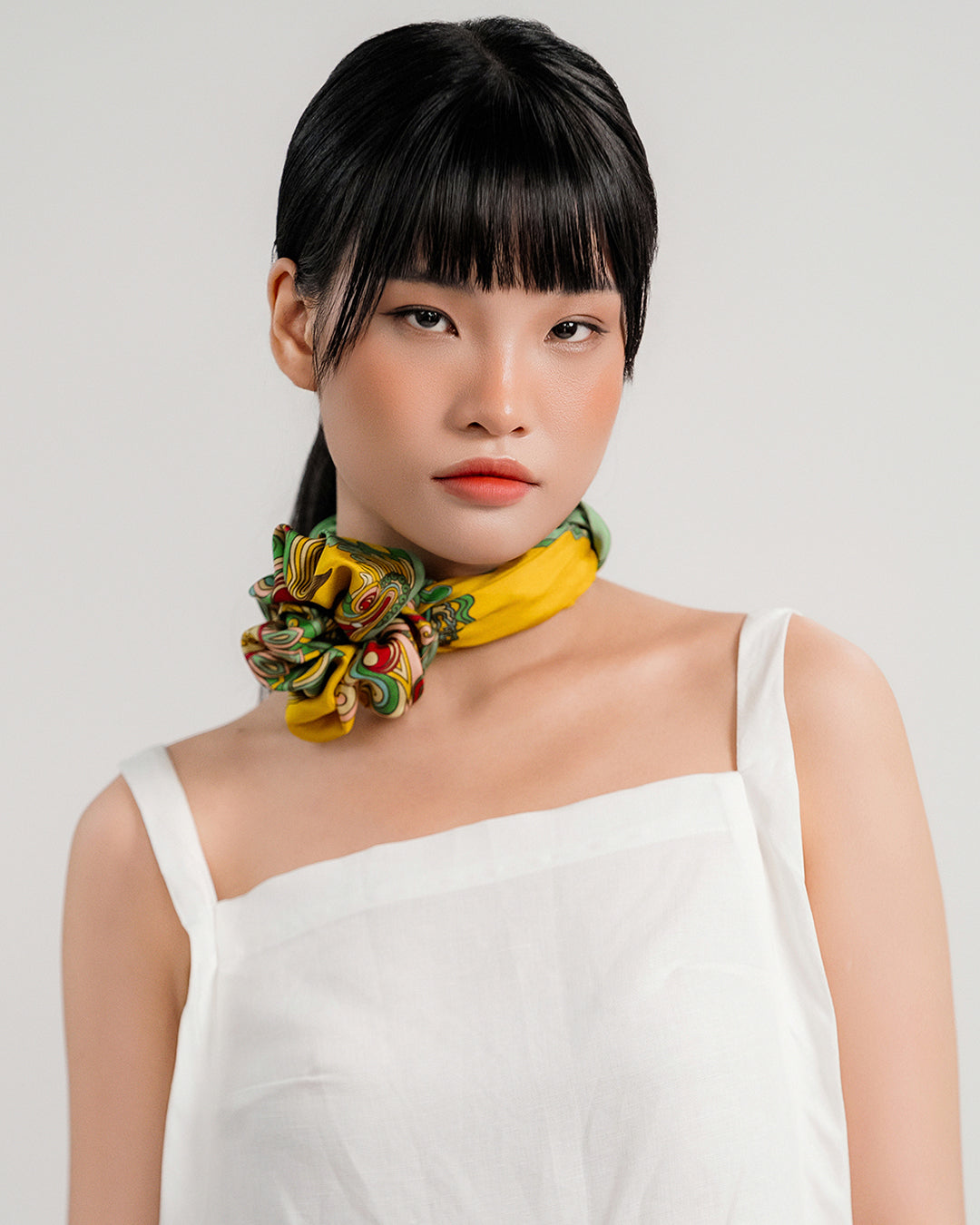 Khăn Lụa Mây Hoạ Long Ân / Vàng / 55x55