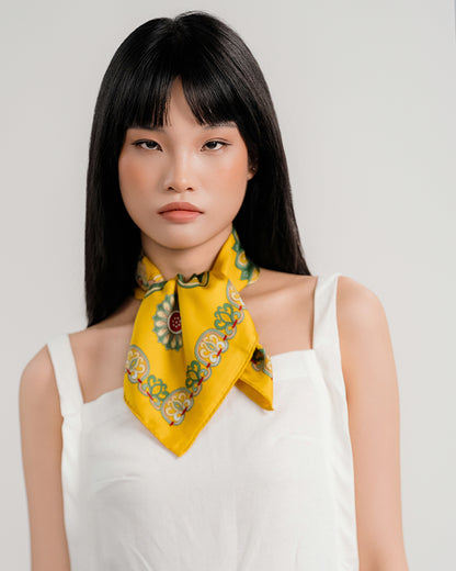 Khăn Lụa Mây Hoạ Long Ân / Vàng / 65x65