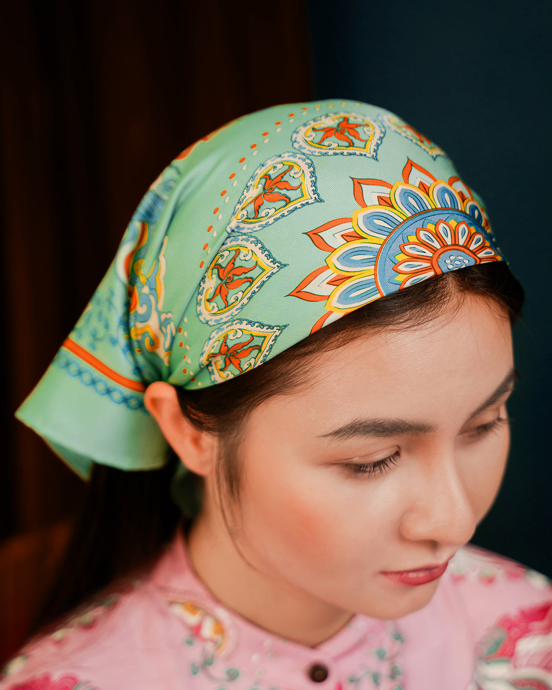 Khăn Lụa Vuông Phụng Vũ Vân Ca / Xanh / Quà Tặng Cao Cấp