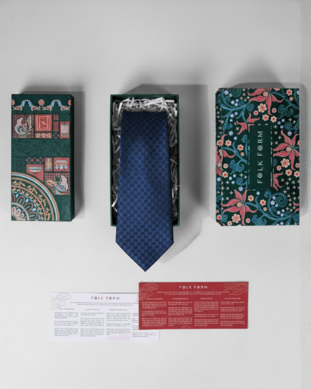 Quà Tặng Cao Cấp / Cà Vạt Lụa Gấm Hoa Văn Caro / Xanh Dương / 8cm x 145cm