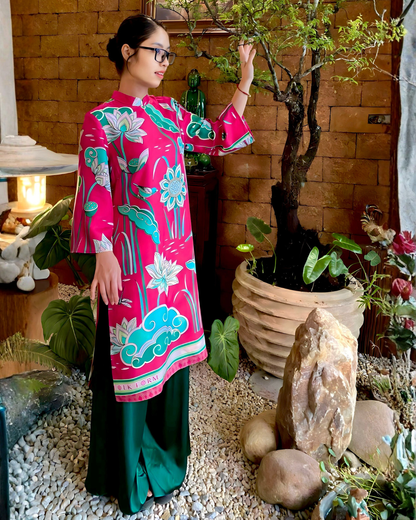 Áo Dài Lụa Tay Loa / Họa tiết Cố Đô Liên Hoạ Hồng & Xanh Lá