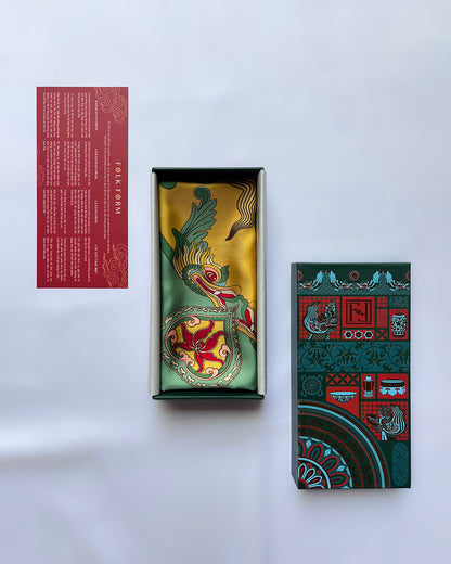 Quà Tặng Cao Cấp / Khăn Lụa Vuông Hương Vân Long Mộng / Xanh Lá & Vàng